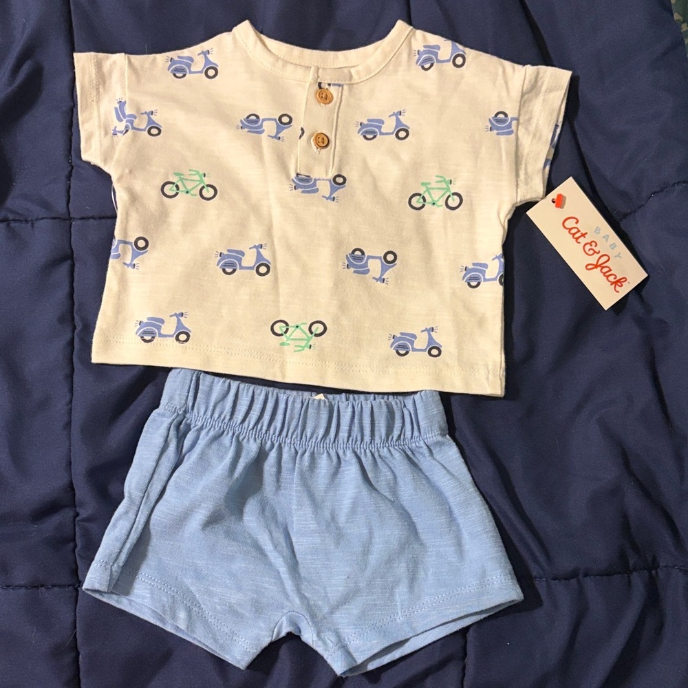 Cat & Jack Cream Scooter Print Top and Blue Shorts Set